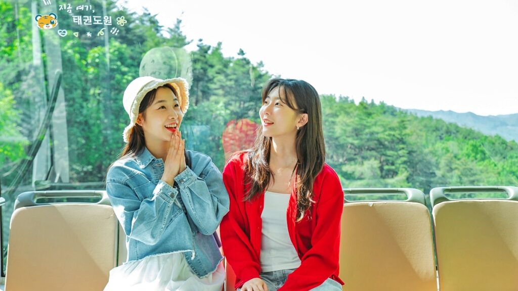 "여름철 가족 나들이 1만원에 즐긴다"… 물놀이와 식사, 모노레일까지 포함한 가성비 패키지 3 여름