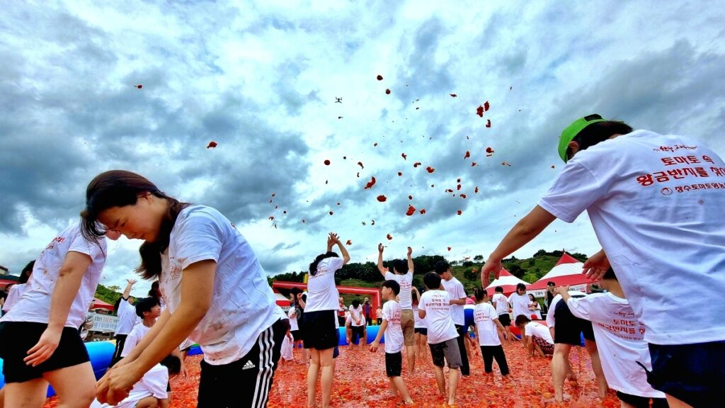 "한우와 사과가 만났다"… 30만명이 참가하는 지역 최대 규모 웰빙 축제 4 사과