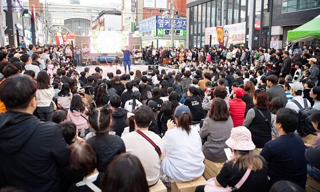 “구미의 가을, 라면으로 완성되다”… '구미라면축제' 올가을 꼭 가야 할 미식 여행지 6 구미