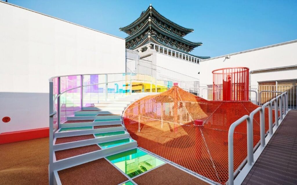 "괜히 인기 아니다"... 외국인 필수 코스로 등극한 '종로 국립민속박물관' 겨울 실내여행지 3 국립민속박물관